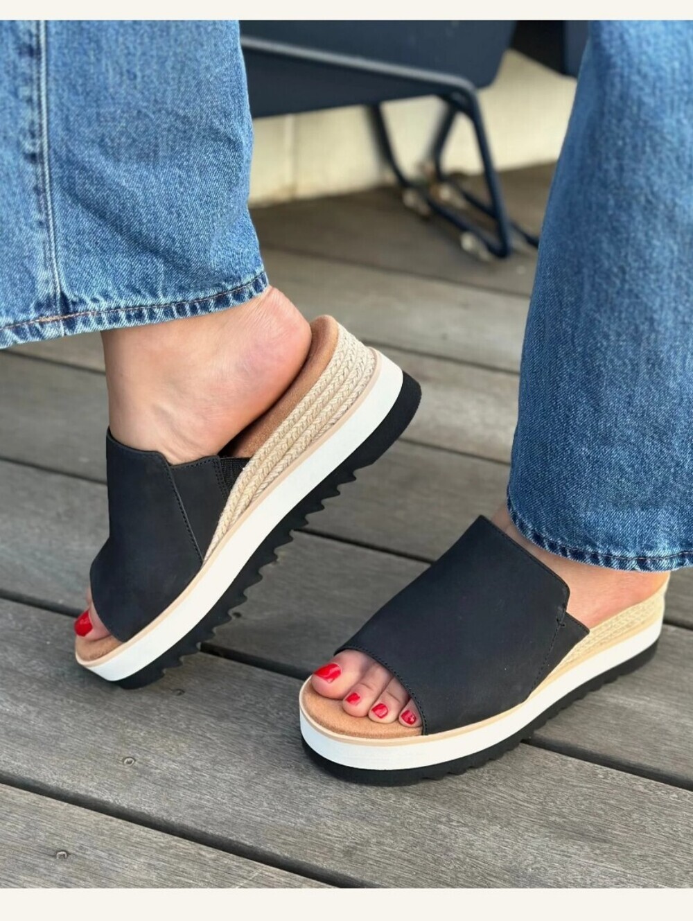 TOMS Women's Black Slide Sandals_11W